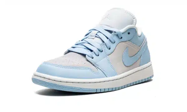 Air Jordan 1 Low  WMNS "Football Grey Aluminum"