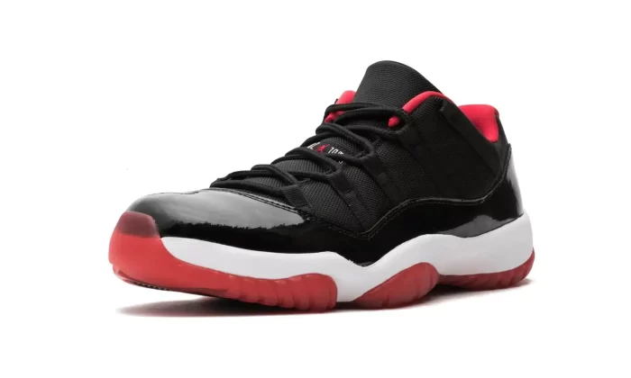 Air Jordan 11 Retro Low"Bred"