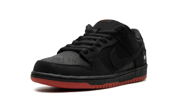 Nike SB Dunk Low Black Pigeon